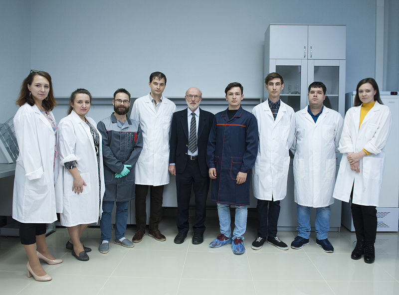 DSTU scientists together with Professor of the University of Sydney examine biomaterials for implantation